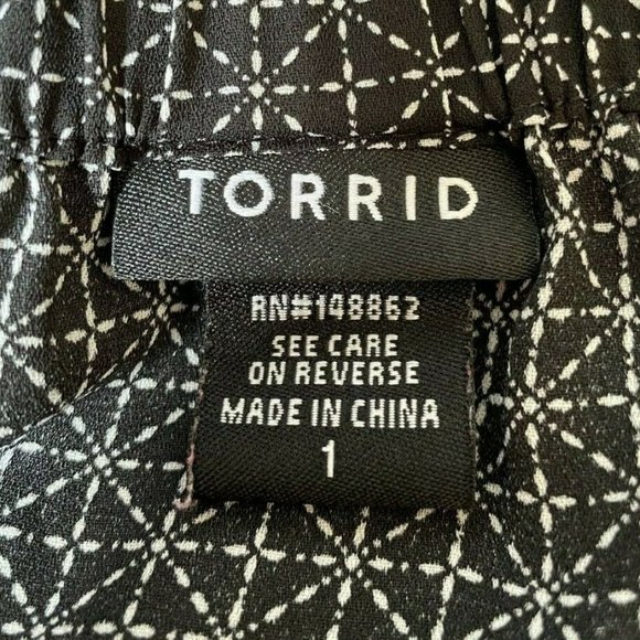 Torrid flowy tank top blouse black red orange size 1 1x - Picture 6 of 6